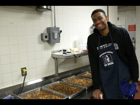 Jabari Parker Bakes Jabari Bars for Crazies