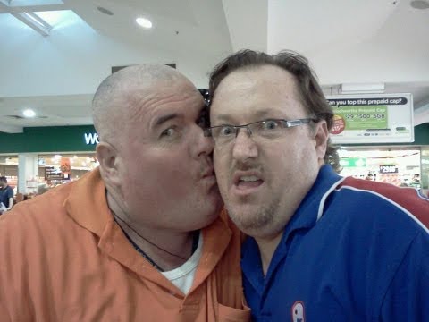 kondoot - You can see the saved broadcasts on http://kondoot.com/grahamandfriends/videos Should Gay Marriage Be Legalised! That is the discussion subject for tonight! ...
