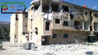 آثار الدمار نتيجة القصف على مخيم الحسينية