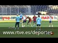 Más vídeos de deportes en www.rtve.es La selección española de fútbol se hoy miércoles a Corea del Sur en su segundo amistoso de preparación para la Eurocopa de Polonia y Ucrania y lo hace todavía con los descartes de sus 23 elegidos para la cita y con la búsqueda por parte de Vicente del Bosque de ir situando a sus piezas definitivas, aunque sigue sin contar con las piezas claves del FC Barcelona y del Athletic Club. Más vídeos de deportes en www.rtve.es