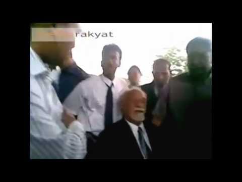 (2009) Karpal Singh Dikepung Pemuda UMNO Di Bangunan Parlimen