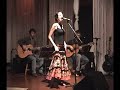 um tom e algu�m sequer precisa me conhecer
ritamaria - voz
zeca loureiro - viol�o
gilberto assis - baixo
s�rgio reze - percuss�o
imagens - maira sales
m�sica de ritamaria