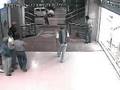 Video de un robo en el Centro comercial el dorado, Barinas 2006