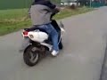 Yamaha mbk fällt auseinander!!echt witzig :D xD Yamaha mbk fällt auseinander!!echt witzig :D xD
