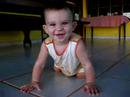 Nelsinho engatinhando
