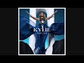 Bekijk muziek clip van Kylie Minogue met Put Your Hands Up (If You Feel Love)