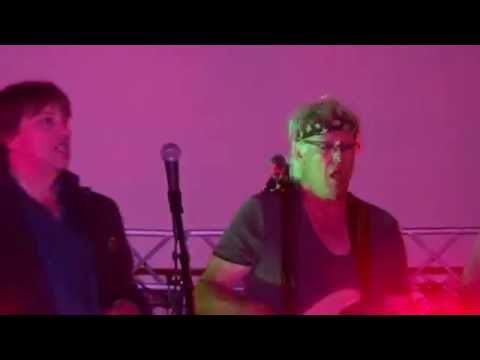 Doom and Gloom - Travecy Doom and Gloom - Travecy