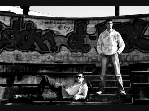 nikola589 - DNK Zona-Probaj Arodizijak Produced by:Nemanja Gorasevic tekst: Djordje Maras mp3 download link: http://www.box.net/shared/bmzjijz7r6 Lyrics / tekst : ref. N...