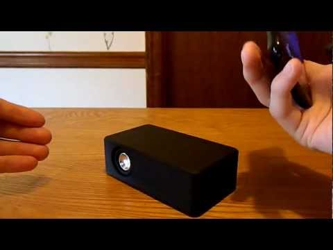 ifrogz - Eric Ravenscraft goes hands on with the iFrogz Boost. Circle us on Google+ https://plus.google.com/103876278794381402383/posts Follow us on Twitter at http:/...