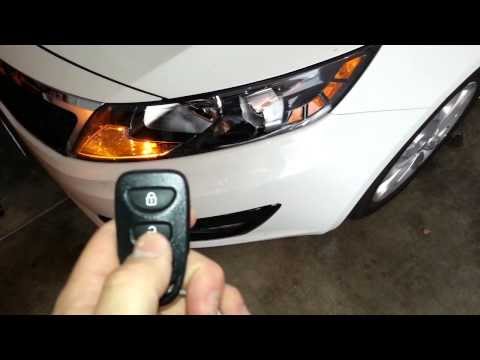 2013 Kia Optima – Testing New Key Fob Battery – Parking Lights Flashing