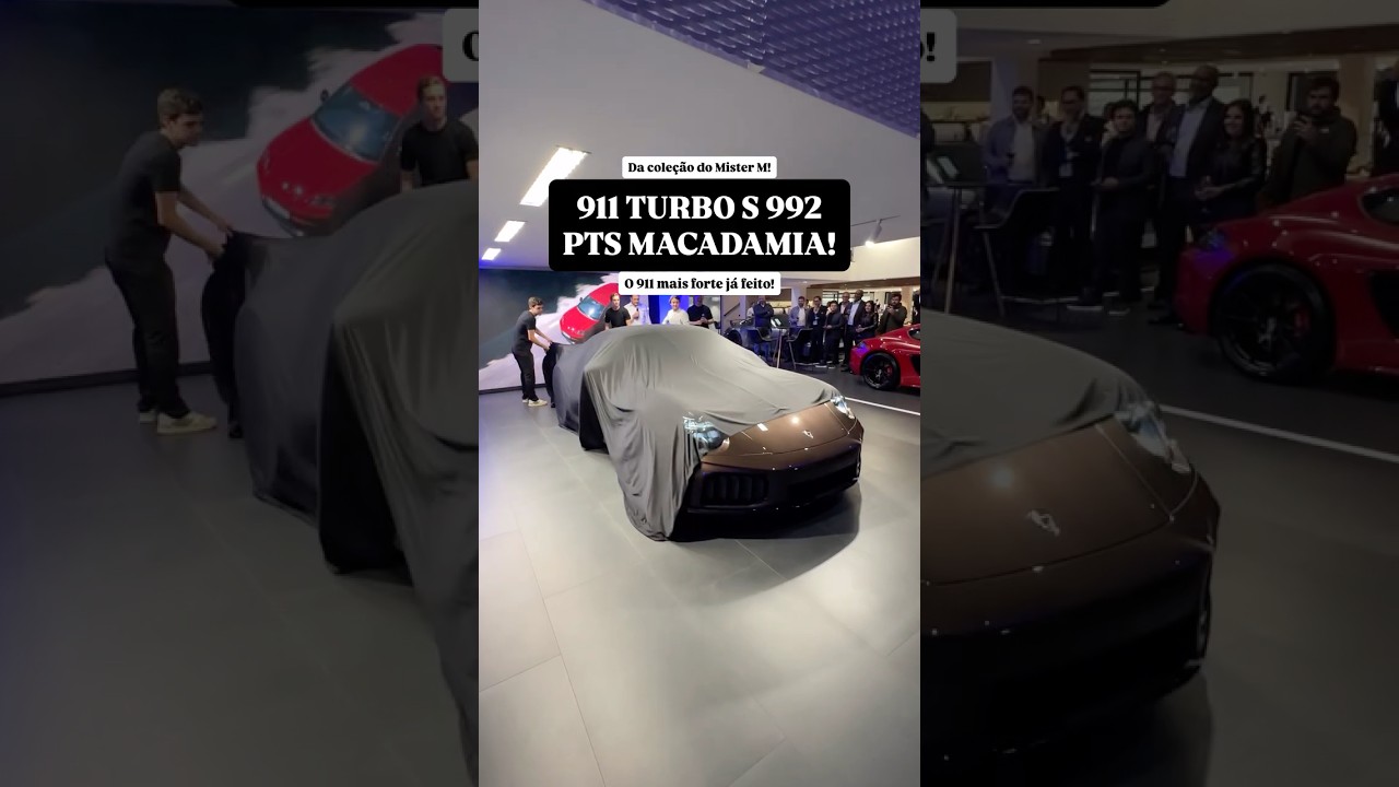 O 911 TURBO S na cor PTS MACADAMIA METALLIC!