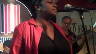 THE BLACKBYRDS en Tempo Club