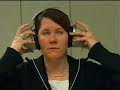 Karin Baur durch Wunder von Gott von H�rbehinderung geheilt