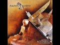 Mein Lieblingslied von Saltatio Mortis. [Album kaufen!]Name: Für DichArtist: Saltatio MortisAlbum: Des Königs HenkerLyrics:Deine Hand in meiner liegt, Vorbei ist all das Sehnen. Freude über Trauer siegt, Getrocknet sind die Tränen. Gefunden was ich lang vermisst, Vereinigt Du und ich. Die Suche nun zu Ende ist, das Glück währt ewiglich. Und auf einmal wird mir klar: Alle Dinge, die ich tat, alle Wege die ich ging, ich ging sie für Dich. Für Dich... Ein Licht tritt durch die Dunkelheit von sternengleichem Glanz. Von Einsamkeit bin ich nun befreit, vereint mit Dir im Tanz. Deine Lippen, jeder Kuss sind Trank für meine Wunden, machen mit dem Leiden Schluss Und all der Schmerz verschwunden. Und auf einmal wird mir klar: Alle Dinge, die ich tu, alle Wege, die ich geh, ich geh sie für Dich. Für dich... Solange mein Herz schlägt, schlägt es für Dich!...