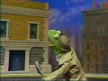 sesame street news flash: the invisible man