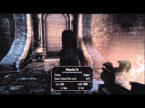 how to pickpocket in skyrim
