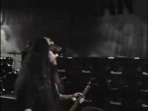 Dimebag demos a Dimebag Crybaby prototype