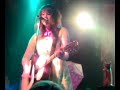 Kate Nash - Carolines a Victim Acoustic (Live)