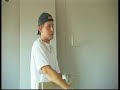 Tobbe mobbar snickare i en annan del av k�ping