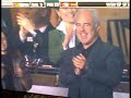 Eagles Owner Jeff Lurie Hi-Fives His Wife\