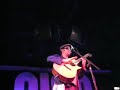 Raul Midon singing a medley
