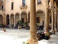 Prova di violino nella biblioteca nazionale di Palermo