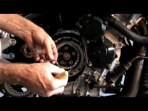 Motorcycle Clutch Replacement//Inspection/Install 2003/2004 Suzuki Gsxr 1000