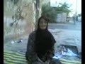 عجوز مخربتها بايعتها بتبن تفصع لواحد قاعد يصورها مقطع جناااااااان