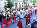 Défilé de la Biennale de danse Contemporaine ( dans les Temps )