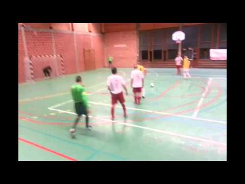 AAC Futsal - Match de folie ,dans une ambiance de folie avec des actions et des gestes de folies.... dasn un stade ou le mot d'ordre est la folie !!! Moi meme partisant d...