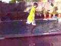 videos de miky mortal piscina