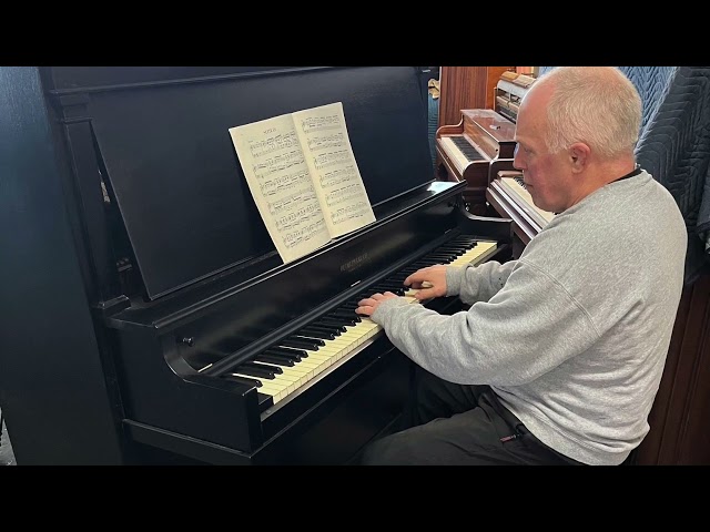 Heintzman Conservatory 54" Piano. TUNING & DELIVERY INCLUDED dans Pianos et claviers  à Ville de Montréal