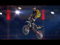 Espectacular vídeo extremo recopilatorio 2011 en HD. Como veran el vídeo tiene una alta calidad de imagen, ideal para disfrutar de sus imágenes llenas de adrenalina, con saltos extremos de esquí, snowboard, motocross, parapente y un sinfin de disciplinas extremas, tanto deportes de invierno, verano, como deportes de ciudad como el Parkour, entre otros. Suscribanse a mi canal para ver videos similares y mejores aún.