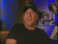 bruce-willis-cons-the-animals-for-over-the-hedge.html