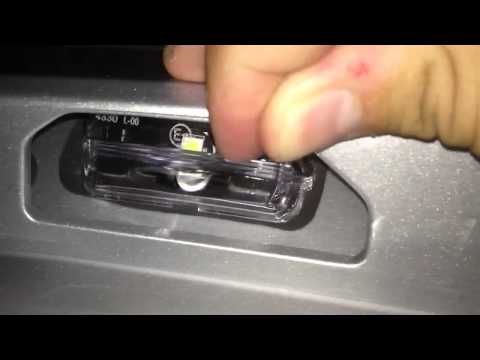 2012 Toyota Camry – Replace License Plate Lights