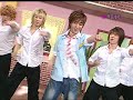 Super Junior dancing