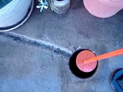 how to unclog a drain pipe