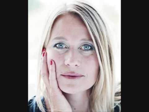Trine Dyrholm