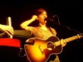 Tegan & Sara - Banter / Sara messes up BIYH (Berlin)