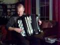 Accordion virtuoso Glen Qvarnström plays own composition-Humkka
