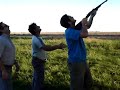 el gordo tiene armas!!! cuidado yankis!!