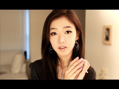 Best Products - PLEASE READ ME~!!!! ★★★★★ This was a highly requested video! I put together ALL of my favorite beauty products that I used on a daily basis throughout ...