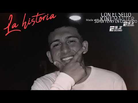 La Historia - Camly White Con Placas