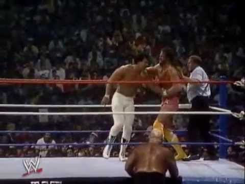 Steamboat - Durante muchos años éste ha sido considerado como el combate de referencia de Wrestlemania. Perfecto en todos los sentidos. A pesar de los años no aburre, se...