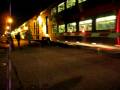videos de NJT Multilevel train departs Raritan Station