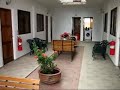 www.stagewonen.nl Een prachtig nieuw wooncomplex in Paramaribo met: 1. 20 1 persoons kamers met eigen douche, toilet en internet 2. hangmattenkamp 3. zwembad 4. fietsverhuur 5. bewaker 6. overdekte patio 7. eigen huisarts Het wooncomplex ligt op 2 km afstand van het centrum, in een hele nette veilige buurt en is met de fiets in 10 minuten te bereiken. Ga je stagelopen in Suriname en zoek je een goede en veilige woonomgeving, kijk dan op onze website www.stagewonen.nl of stuur een e-mail naar stagewonen@hotmail.com