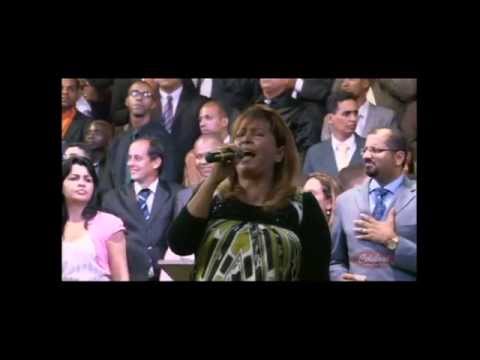 Shirley Carvalhaes l Esse Adorador l 17º Vigilhão da Celebrai (2013)