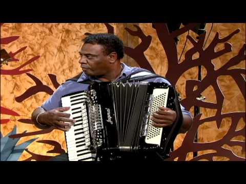 A Véia que o Trem Matou Morreu, por Canário e Passarinho