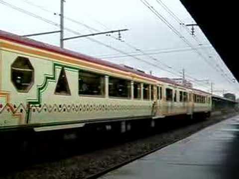 キハ４７系７０００番台 （２両） みすゞ潮彩 １号 【下関駅】
