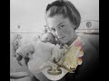 astrid josephine charlotte fabrizia elisabeth paola marie (brussel, 5 juni 1962), prinses van belgi�, aartshertogin van oostenrijk-este, is het tweede kind v...